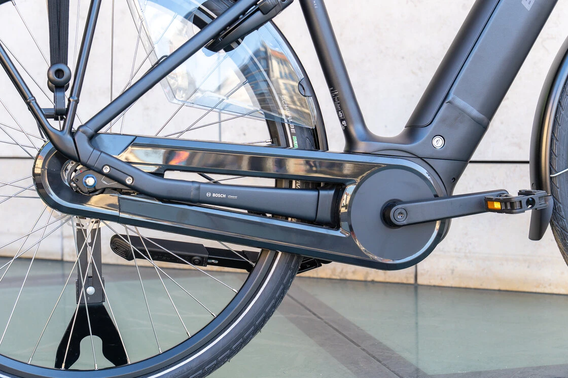 Rower elektryczny Batavus Finez PT Bosch Unisex Volcano Black Mat