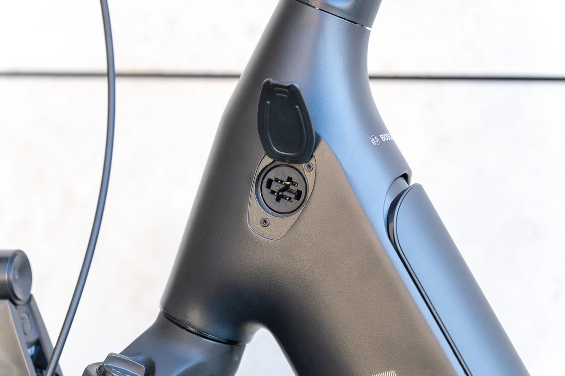 Rower elektryczny Batavus Finez PT Bosch Unisex Volcano Black Mat