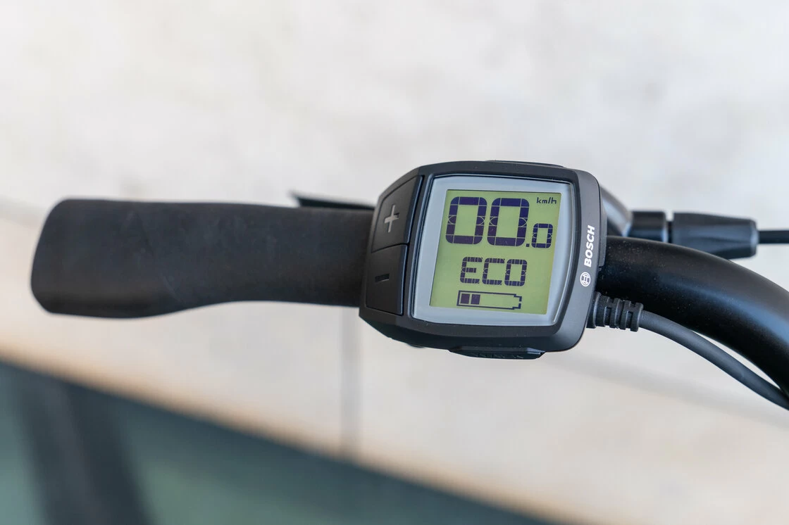 Rower elektryczny Batavus Quip Extra Cargo Bosch Męski Black Mat