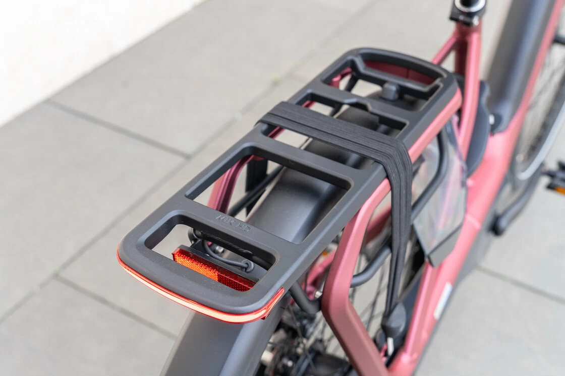 Rower elektryczny Gazelle Avignon C8 HMB  Bosch Coral Red Mat 61