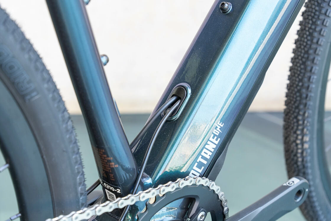 Rower elektryczny gravel Octane One E-GRD OUTLET M