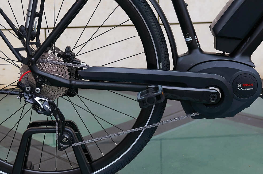 Rower elektryczny KOGA E-XLR8 Speed Bike 45 km/h 500Wh 57