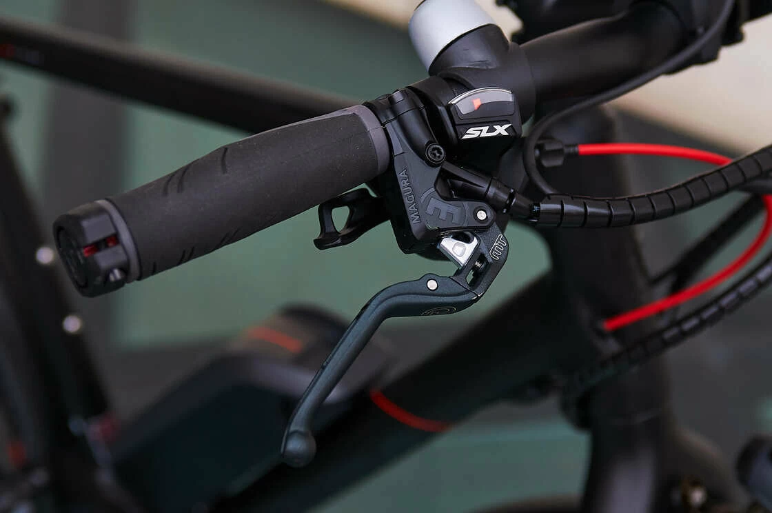 Rower elektryczny KOGA E-XLR8 Speed Bike 45 km/h 500Wh 57
