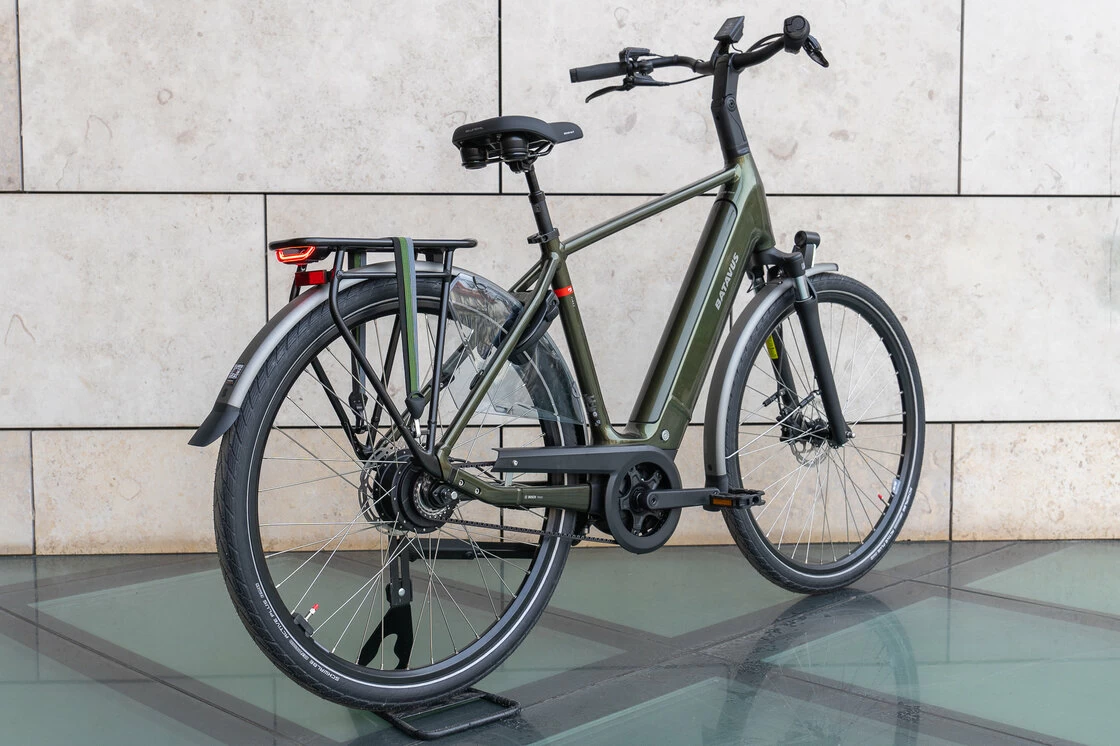 Rower elektryczny na pasku Batavus Finez E-go Power Exclusive Plus Smart Enviolo Bosch Męski Green