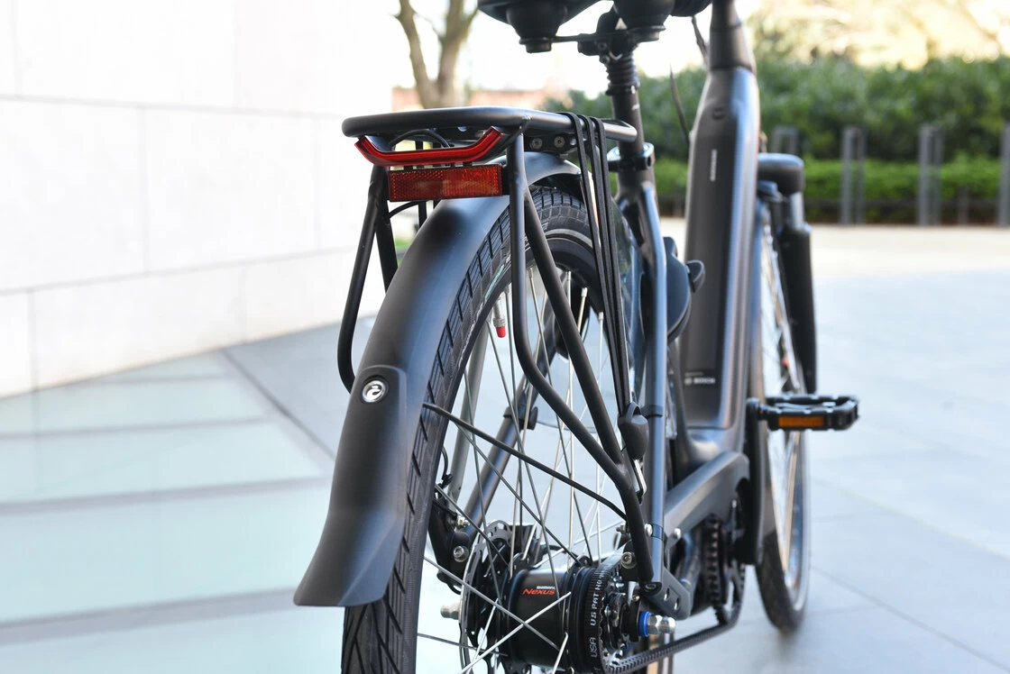 Rower elektryczny na pasku Batavus Finez Power Exclusive 625Wh (ham. w pedałach)  Męski Czarny Mat