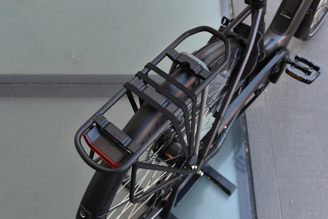 Rower elektryczny na pasku Batavus Finez Power Exclusive 625Wh (ham. w pedałach)  Męski Czarny Mat