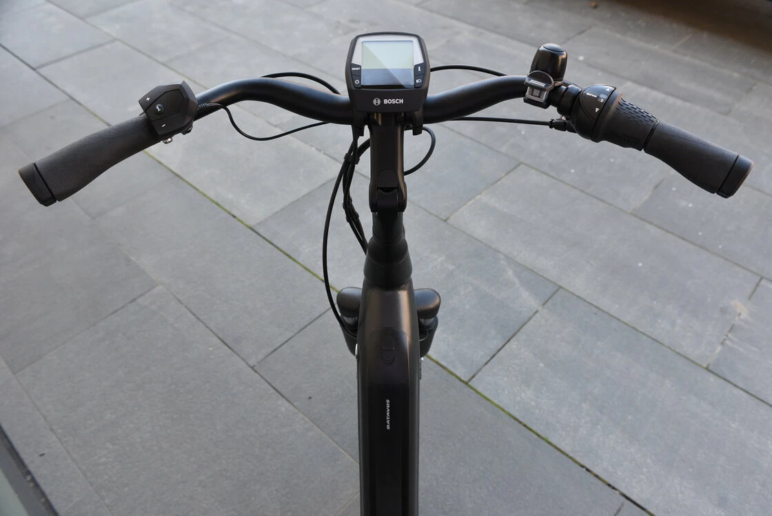 Rower elektryczny na pasku Batavus Finez Power Exclusive 625Wh (ham. w pedałach)  Męski Czarny Mat