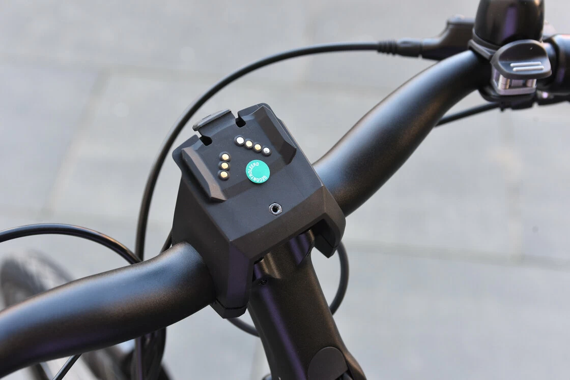 Rower elektryczny na pasku Batavus Finez Power Exclusive 625Wh (ham. w pedałach)  Męski Czarny Mat