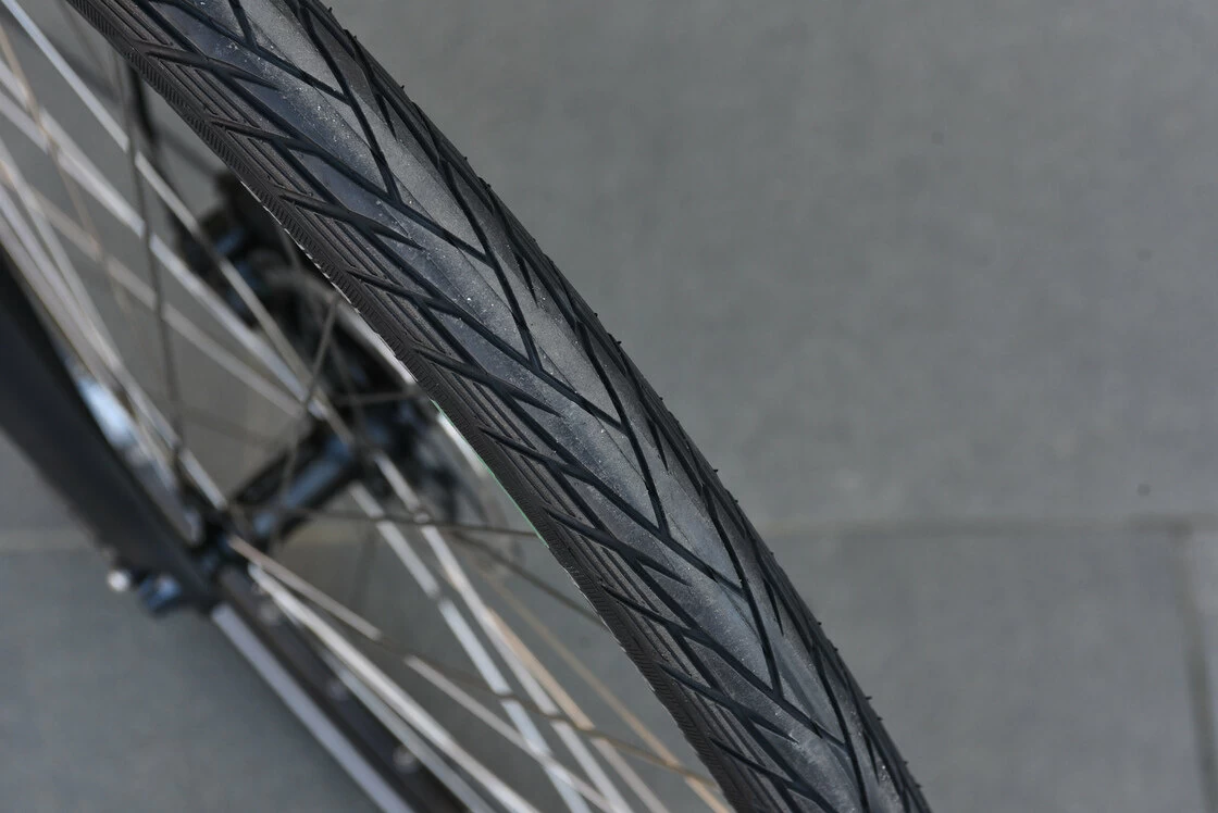 Rower elektryczny na pasku Batavus Finez Power Exclusive 625Wh (ham. w pedałach)  Męski Czarny Mat