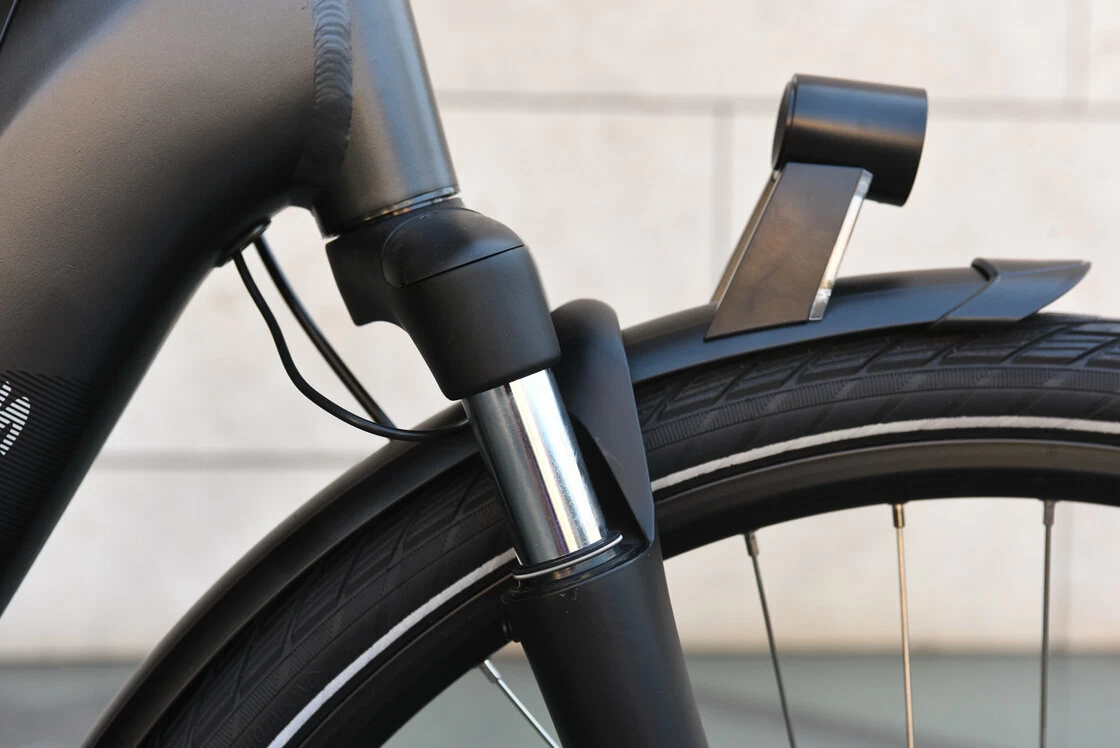 Rower elektryczny na pasku Batavus Finez Power Exclusive 625Wh (ham. w pedałach)  Męski Czarny Mat