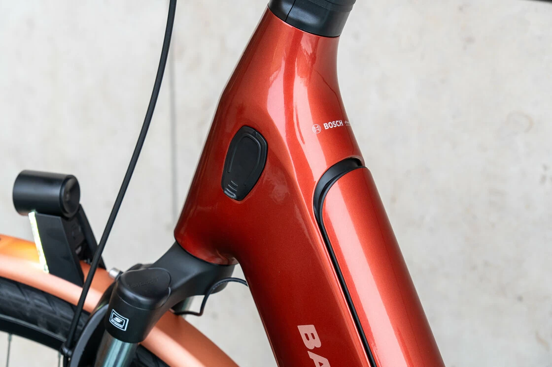 Rower elektryczny na pasku Batavus Finez Power Exclusive BES3 Smart Czerwona pomarańcza 57