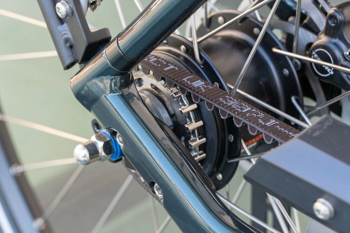 Rower elektryczny na pasku Batavus Finez Power Exclusive Enviolo 