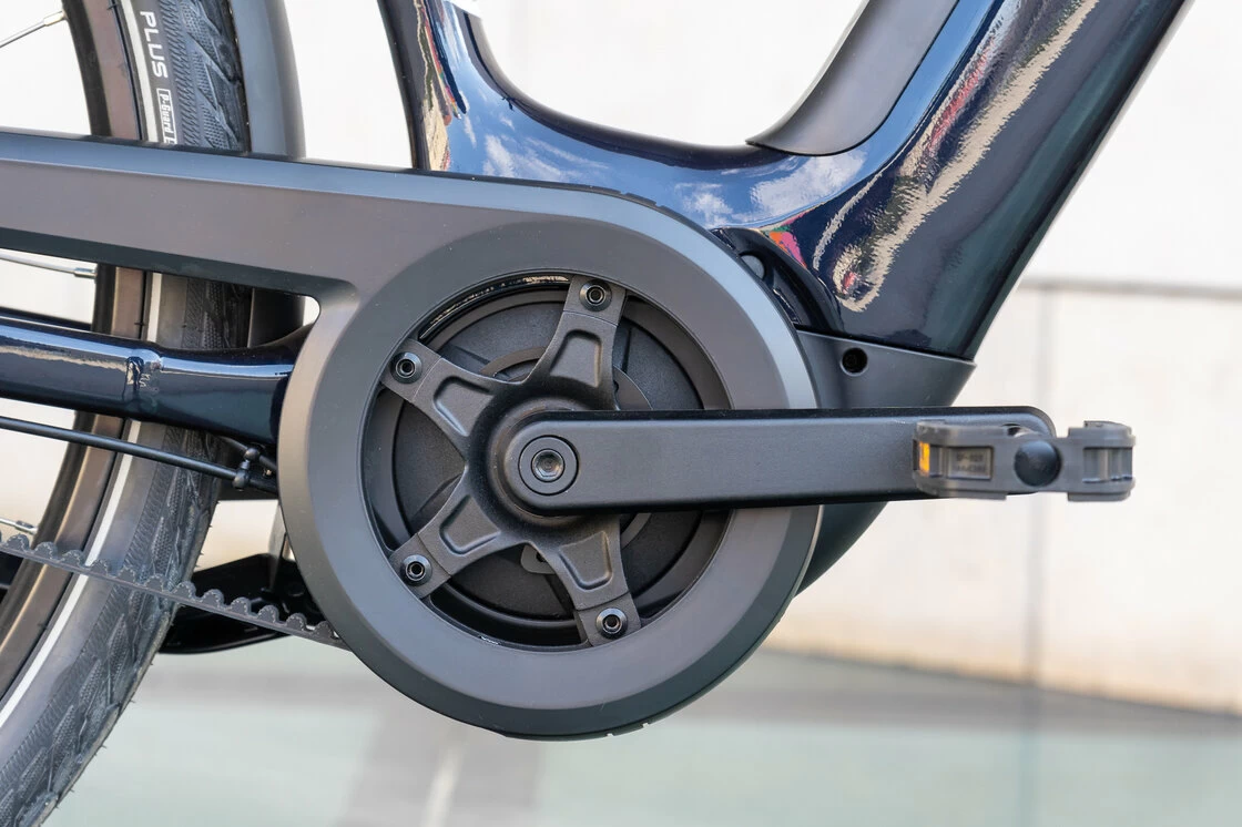 Rower elektryczny na pasku Batavus Finez Power Exclusive Enviolo 
