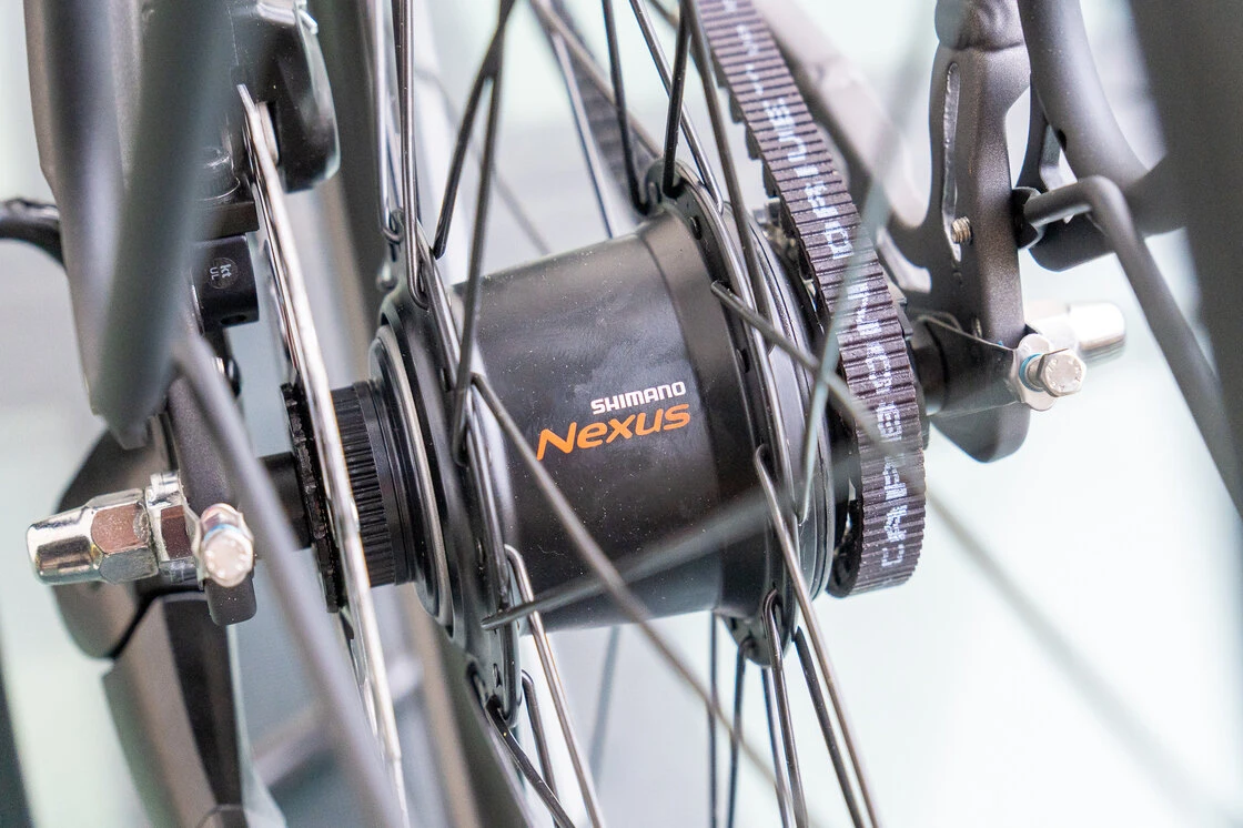 Rower elektryczny na pasku Cortina E-Mozzo Pro Shimano Steps 500Wh Męski Eclips Black Mat 56