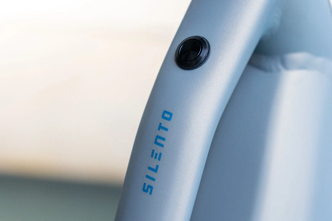 Rower elektryczny na pasku Cortina E-Silento Pro Shimano Steps 500Wh