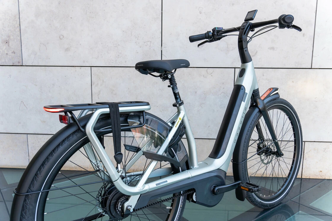 Rower elektryczny na pasku Gazelle Avignon C380 HMB Bosch Pebble grey mat 53