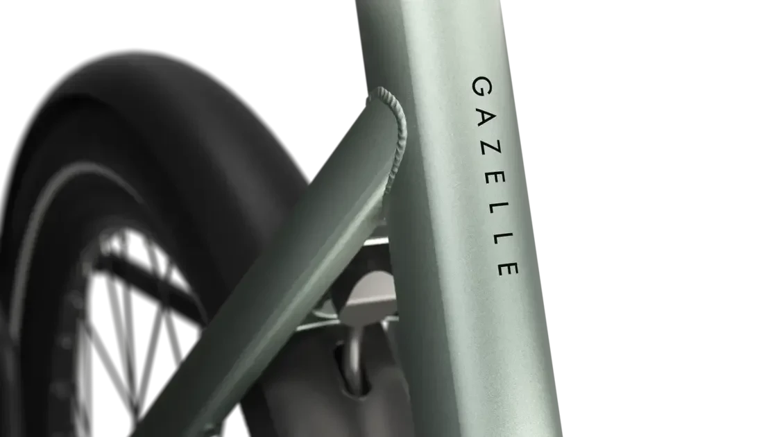 Rower elektryczny na pasku Gazelle Cayo C310 Fazua Męski Twilight Green