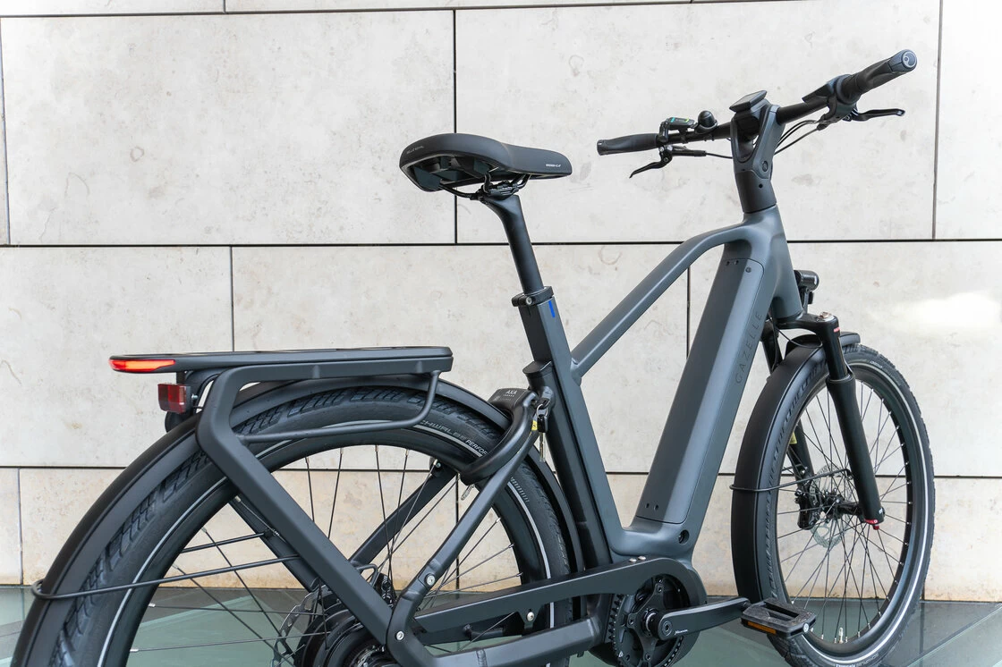 Rower elektryczny na pasku Gazelle Eclipse C380 HMB Bosch Męski Anthracite Grey Mat