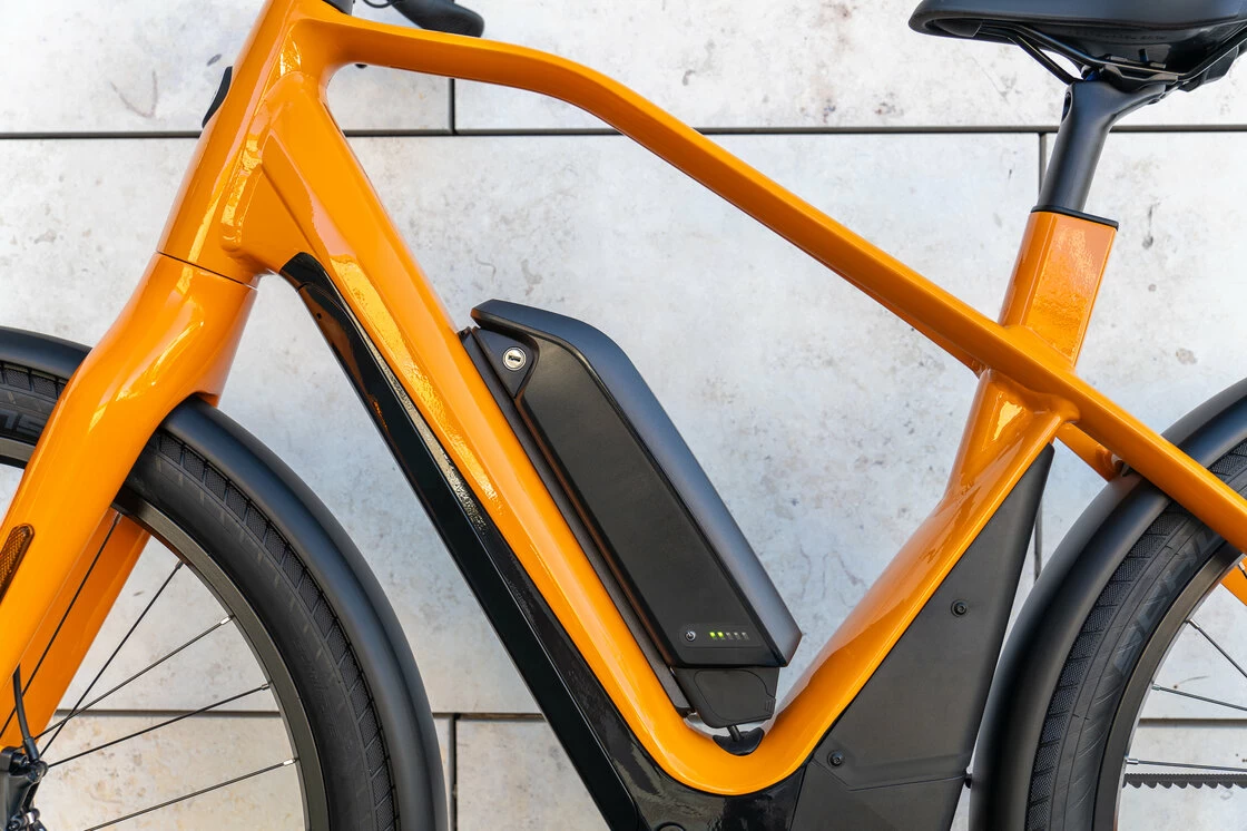 Rower elektryczny na pasku Gazelle No 1 1125 Wh Speedbike