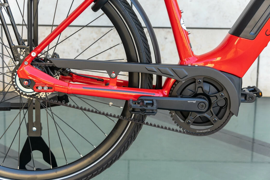 Rower elektryczny na pasku Gazelle Ultimate Belt C8+ HMB Bosch 500Wh Unisex Champion Red Metallic 57
