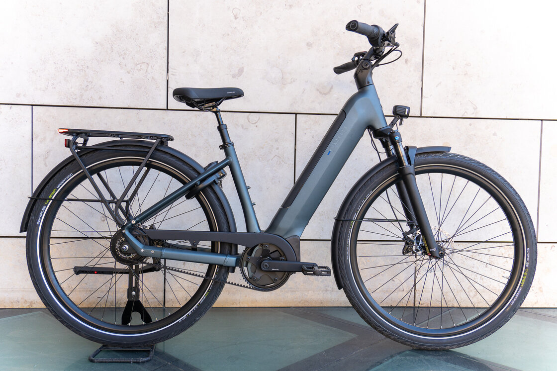 Rower elektryczny na pasku Gazelle Ultimate C380 Bosch MY26 Unisex Teal Grey Mat