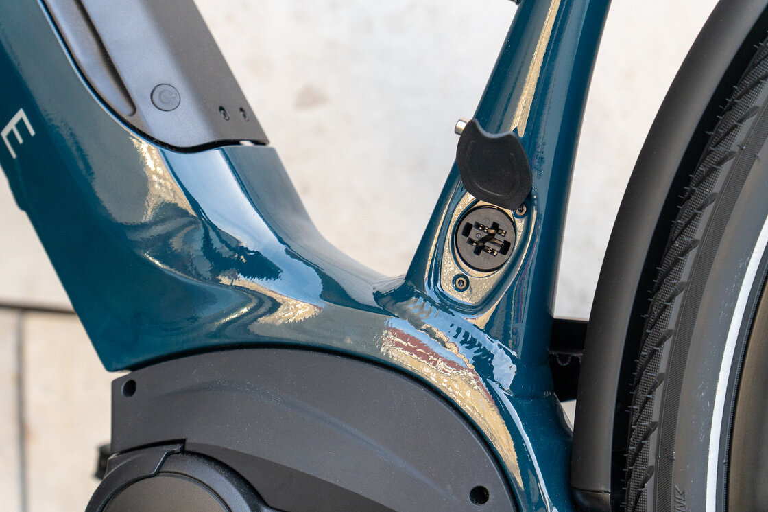 Rower elektryczny na pasku Gazelle Ultimate C8+ HMB SMART Pine Green