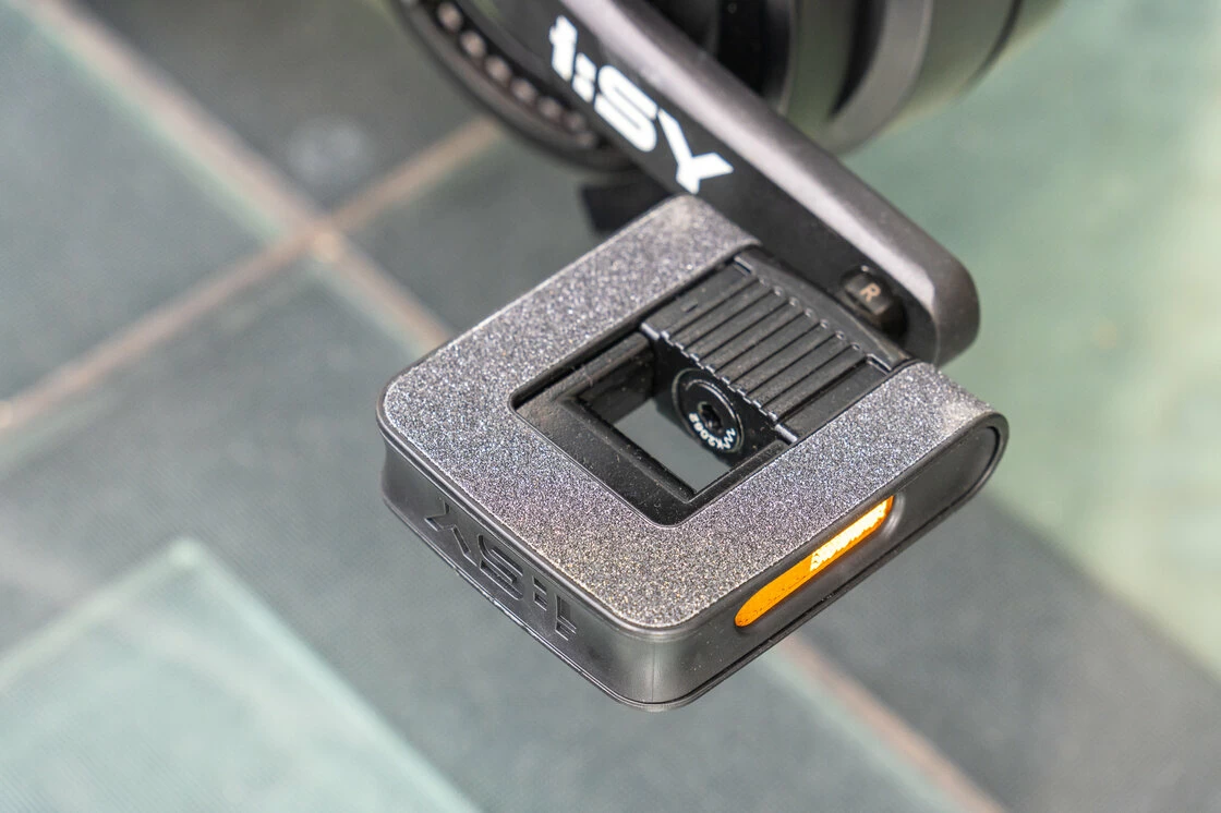 Rower elektryczny na pasku Isy E5 ZR F Bosch Nexus 5 Biały