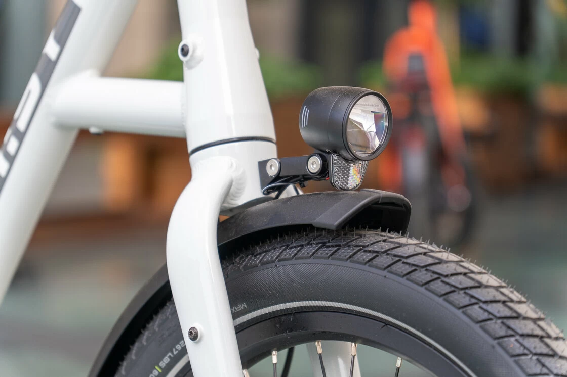 Rower elektryczny na pasku Isy E5 ZR F Bosch Nexus 5 Biały