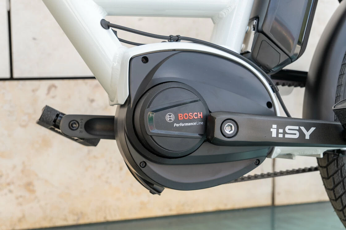 Rower elektryczny na pasku Isy E5 ZR F Bosch Nexus 5 Biały