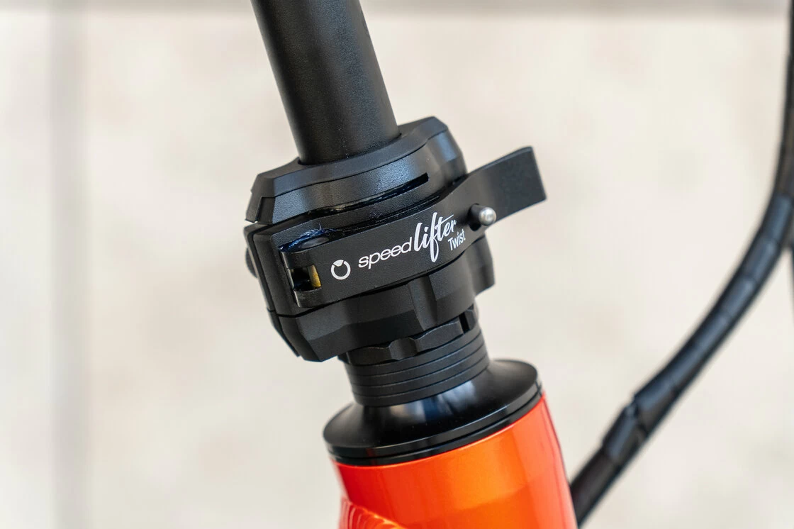 Rower elektryczny na pasku Isy E5 ZR F Bosch Nexus 5 Pomarańcz