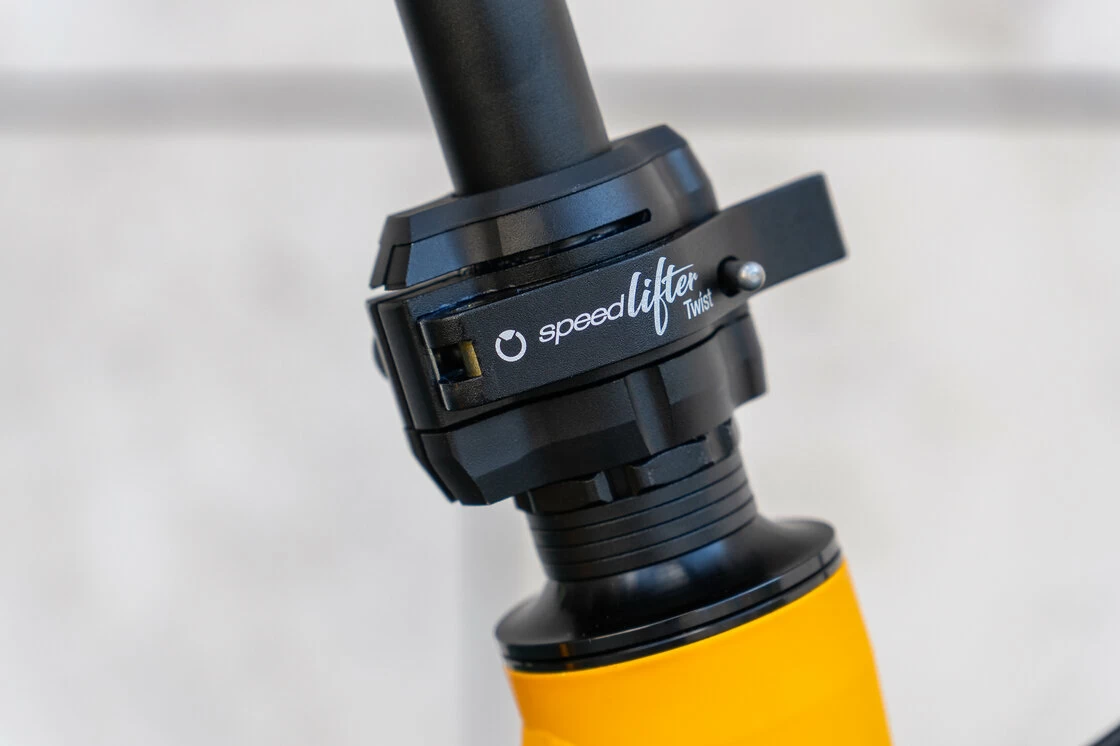 Rower elektryczny na pasku Isy E5 ZR F Bosch Nexus 5 Żółty