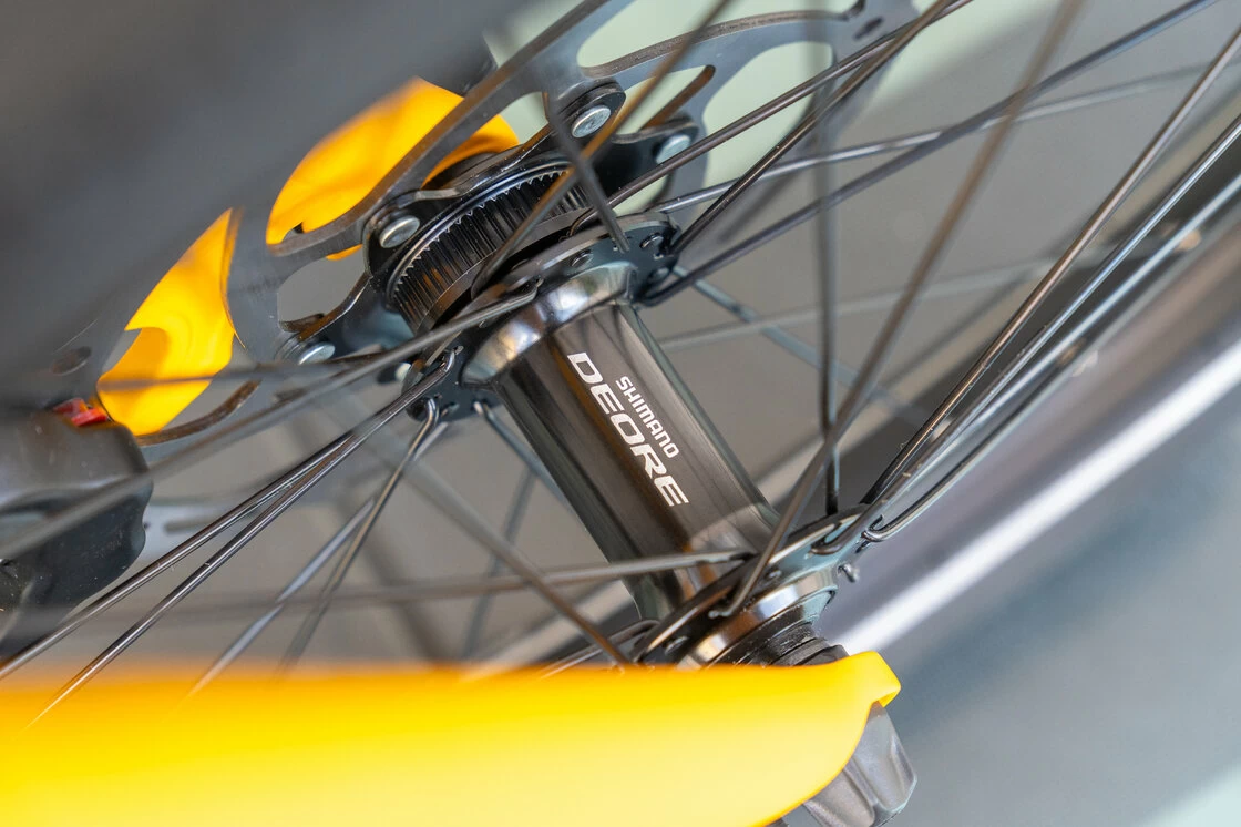 Rower elektryczny na pasku Isy E5 ZR F Bosch Nexus 5 Żółty