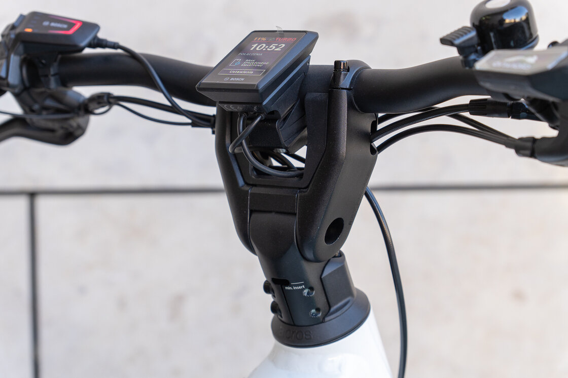 Rower elektryczny na pasku Riese & Muller Charger4 VARIO Mixte 750Wh