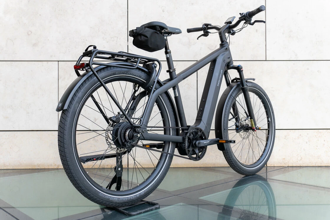 Rower elektryczny na pasku Riese & Muller Charger 4 GT vario CORE 625Wh Męski Black Mat