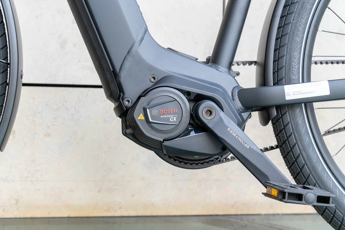 Rower elektryczny na pasku Riese & Muller Charger 4 VARIO 625Wh