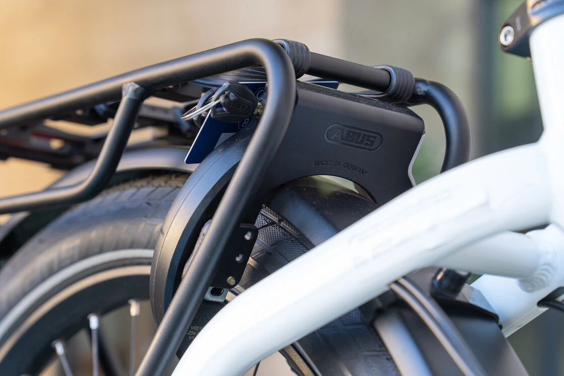 Rower elektryczny na pasku Riese & Muller Charger 4 Vario 750Wh Męski Dark Red Mat