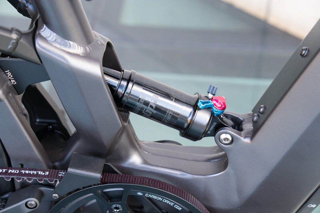 Rower elektryczny na pasku Riese & Muller Delite4 GT Vario 750Wh SMART