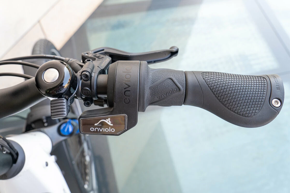 Rower elektryczny na pasku Riese & Muller Nevo 4 GT Vario 750Wh KIOX 300 + Comfort Kit Ice Blue