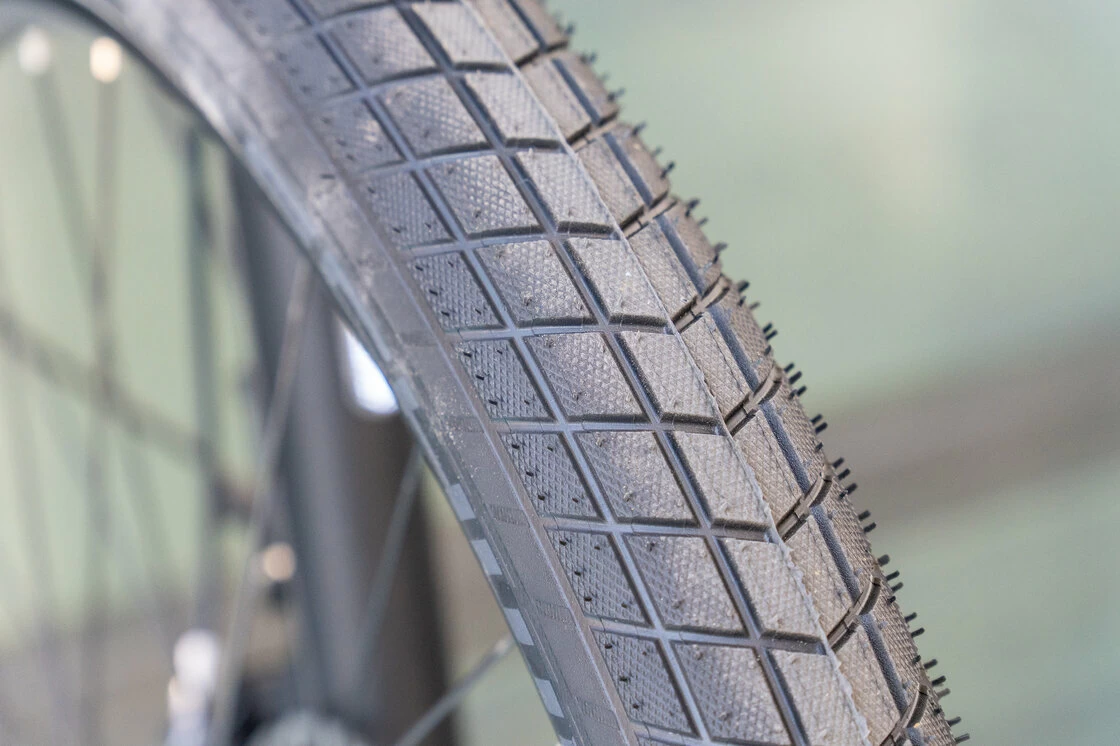 Rower elektryczny na pasku Riese & Muller Nevo 4 GT Vario SMART 625Wh KIOX 300 Pure White Metallic