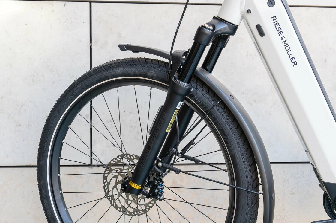 Rower elektryczny na pasku Riese & Muller Nevo 4 GT Vario SMART 625Wh KIOX 300 Pure White Metallic