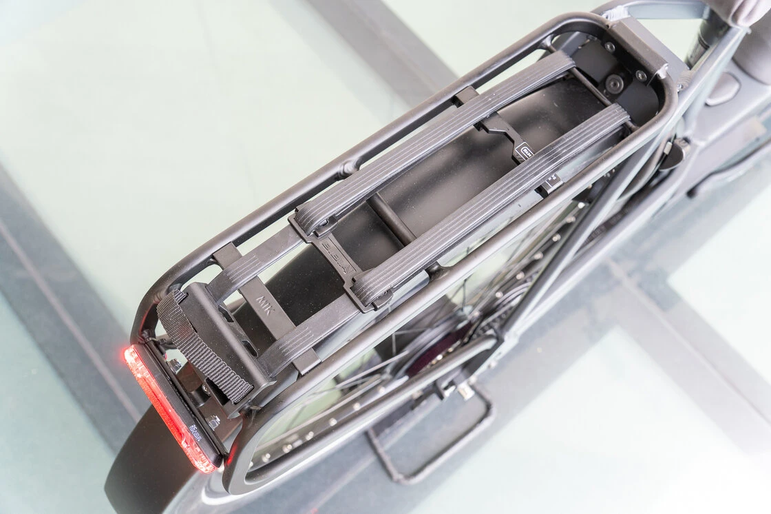 Rower elektryczny na pasku Riese & Muller Nevo 4 GT Vario SMART 625Wh KIOX 300 Dark Grey Mat