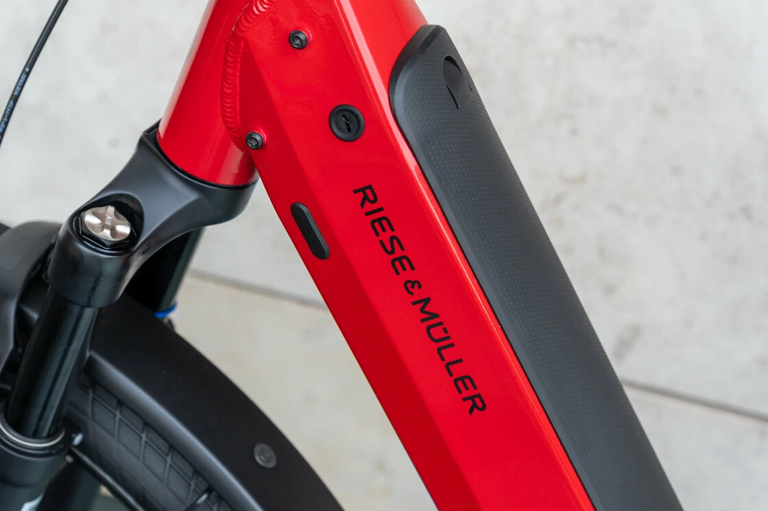 Rower elektryczny na pasku Riese & Muller Nevo 4 GT Vario SMART 750Wh KIOX 300 Dynamic Red Metallic