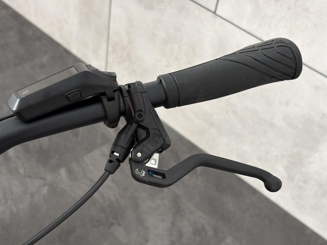 Rower elektryczny na pasku Riese & Muller Nevo 5 Silent Core Slate grey