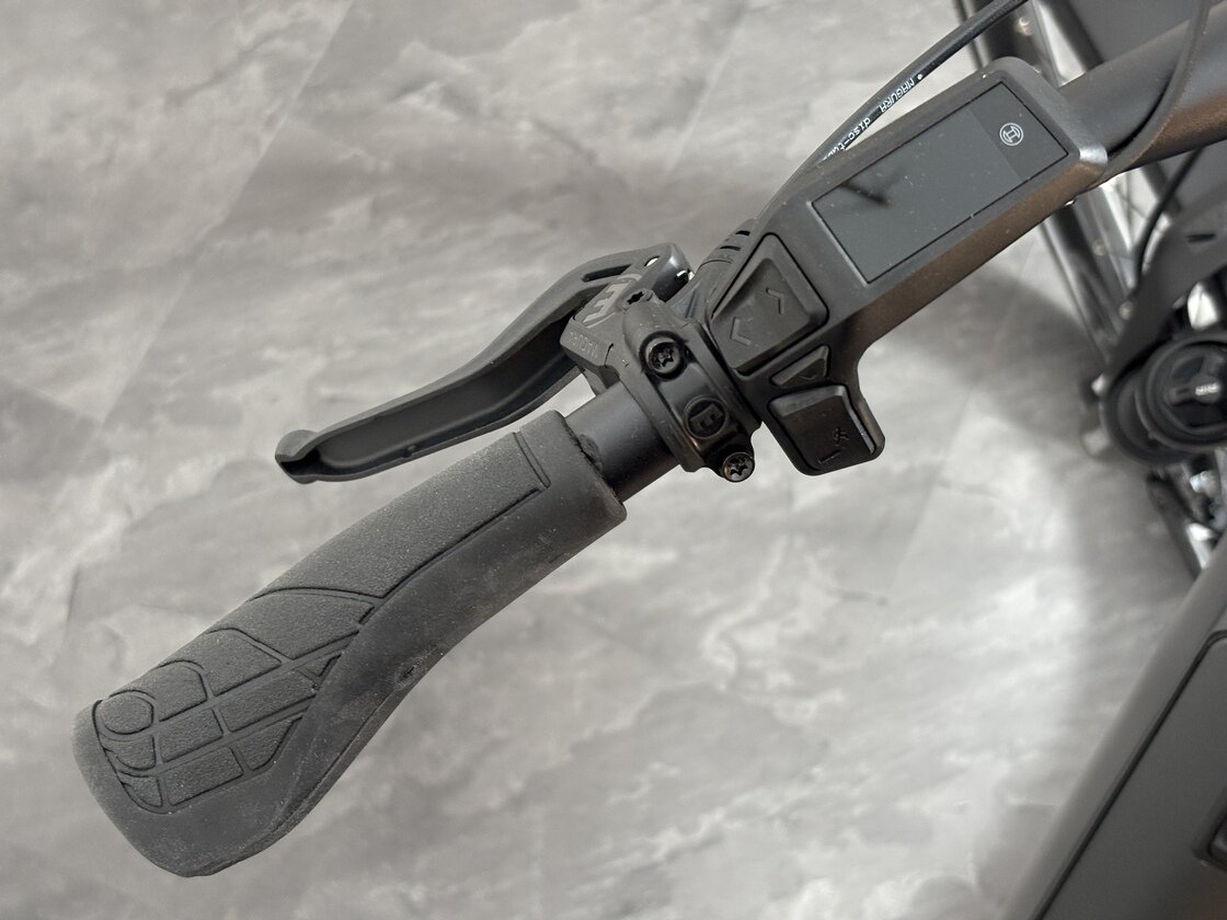 Rower elektryczny na pasku Riese & Muller Nevo 5 Silent Core Slate grey