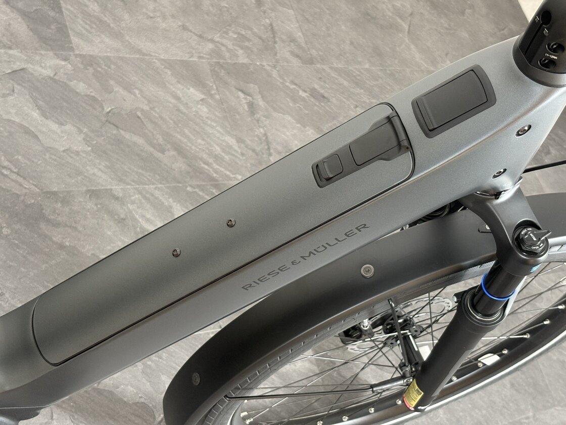 Rower elektryczny na pasku Riese & Muller Nevo 5 Silent Core Slate grey