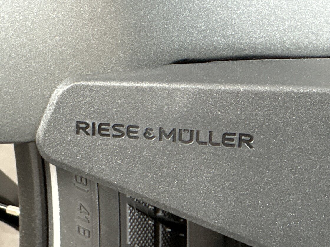 Rower elektryczny na pasku Riese & Muller Nevo 5 Silent Core Slate grey