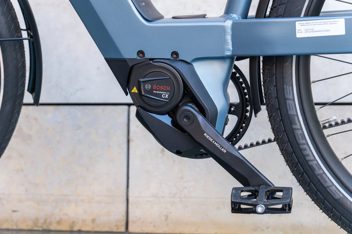 Rower elektryczny na pasku Riese & Muller Nevo 5 Vario 800Wh KIOX 500 Ice Blue Metallic