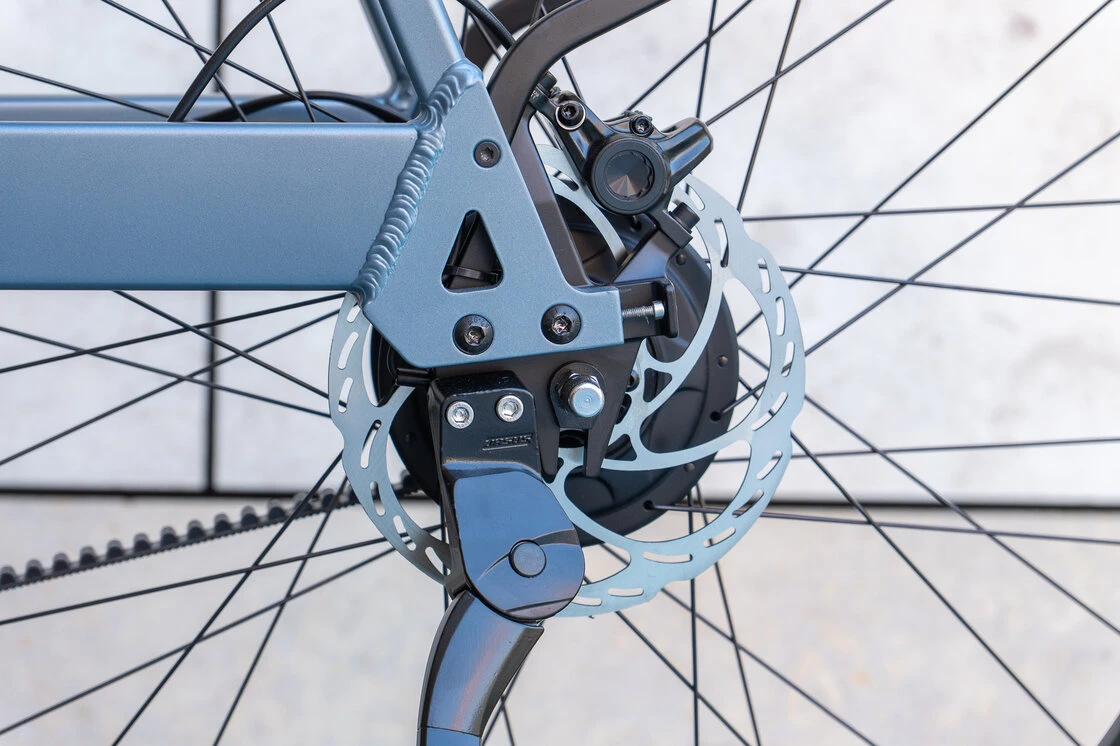 Rower elektryczny na pasku Riese & Muller Nevo 5 Vario 800Wh KIOX 500 Ice Blue Metallic
