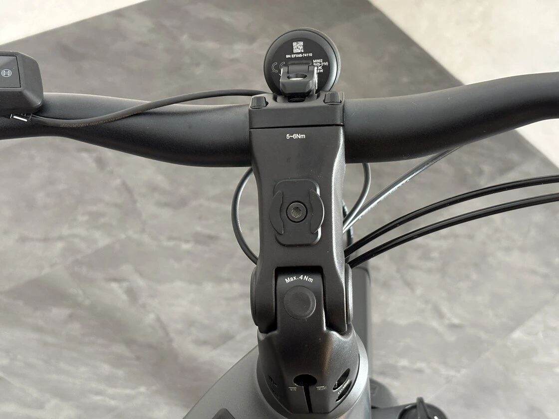 Rower elektryczny na pasku Riese & Muller Nevo 5 Vario Core