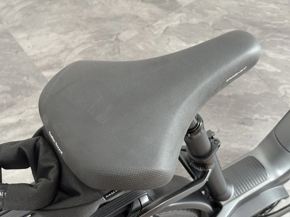 Rower elektryczny na pasku Riese & Muller Nevo 5 Vario Core